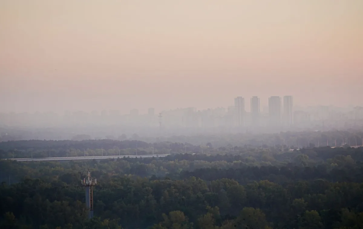 Задимлення Києва: причини, райони та рекомендації 2026