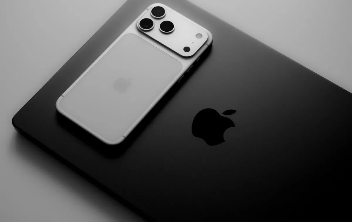 iPhone 18 Pro: що розкрила кібератака про новий сенсор і модеми