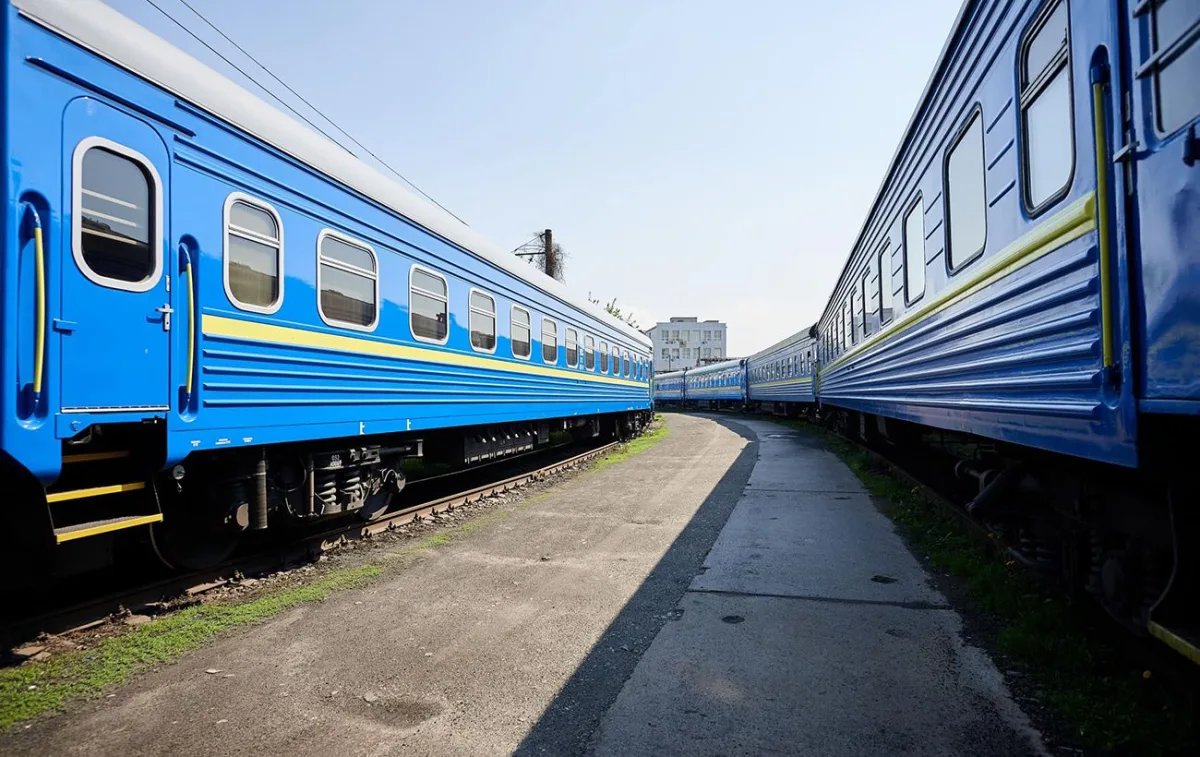До п'яти годин у дорозі: чому затримуються поїзди з Харкова