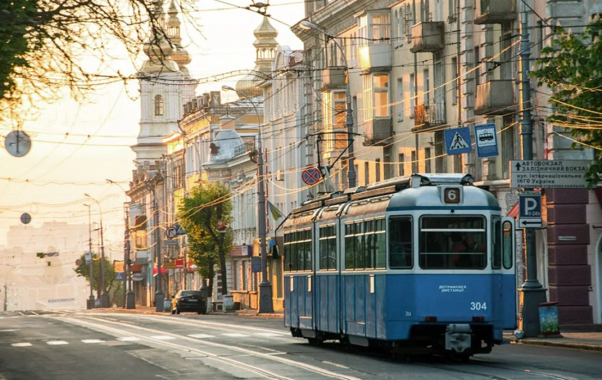 Як змінять роботу світлофорів у Вінниці під час хвилини мовчання