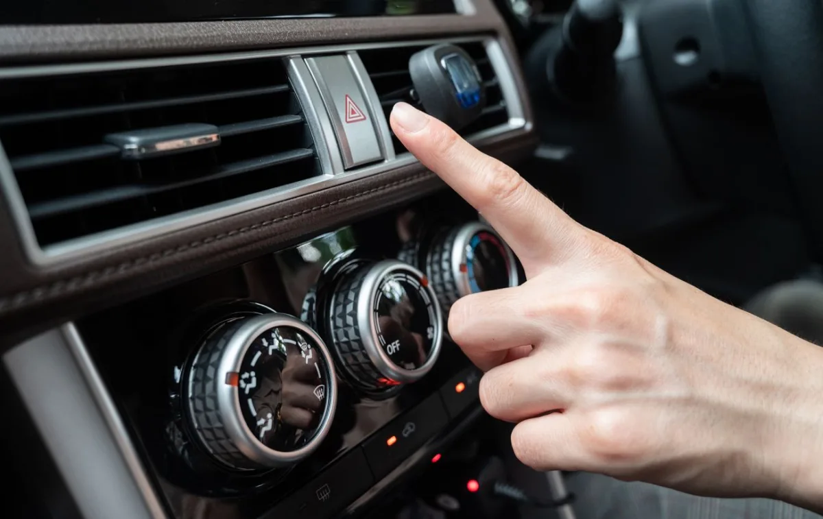 Аварійка і штраф: коли «аварійна» сигналізація не врятує водія