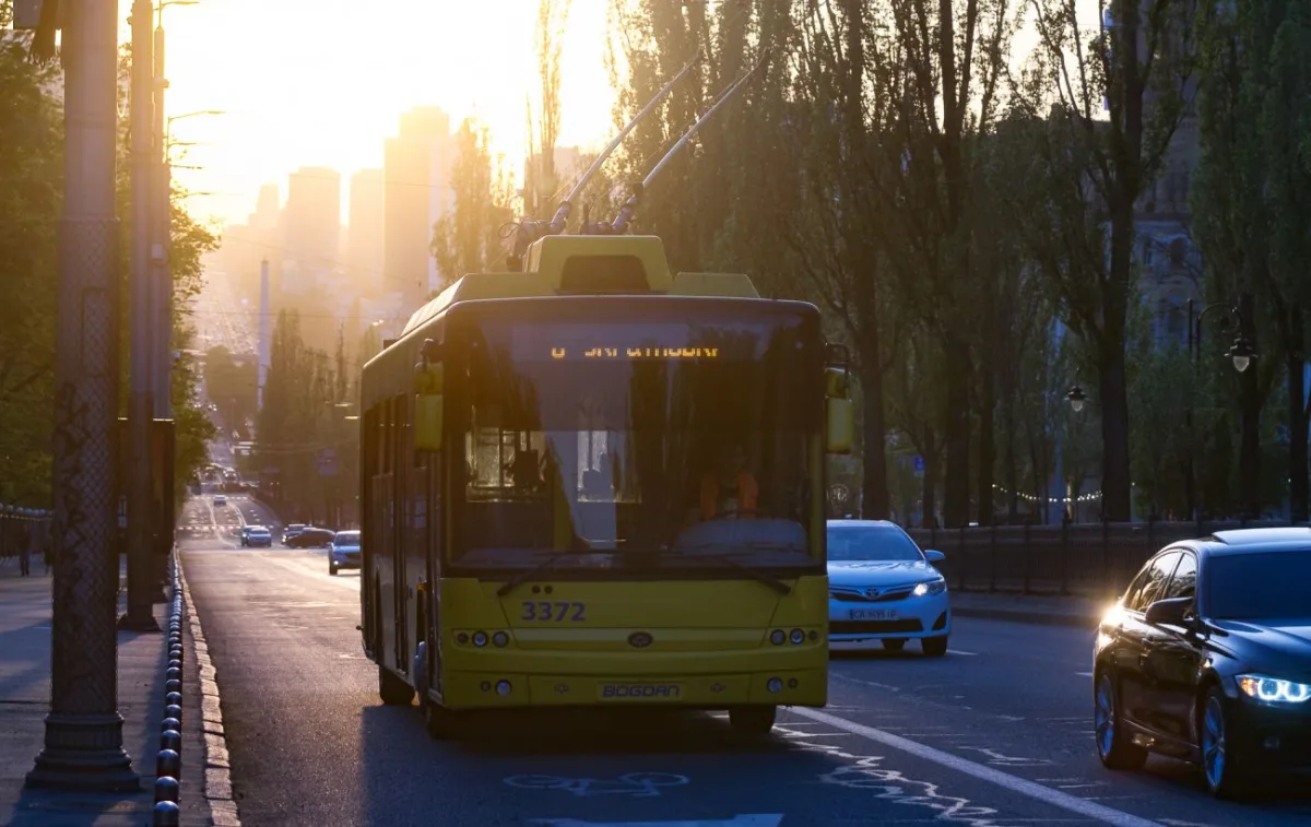 Тарифи на проїзд у Києві 2026: які категорії їздять безкоштовно